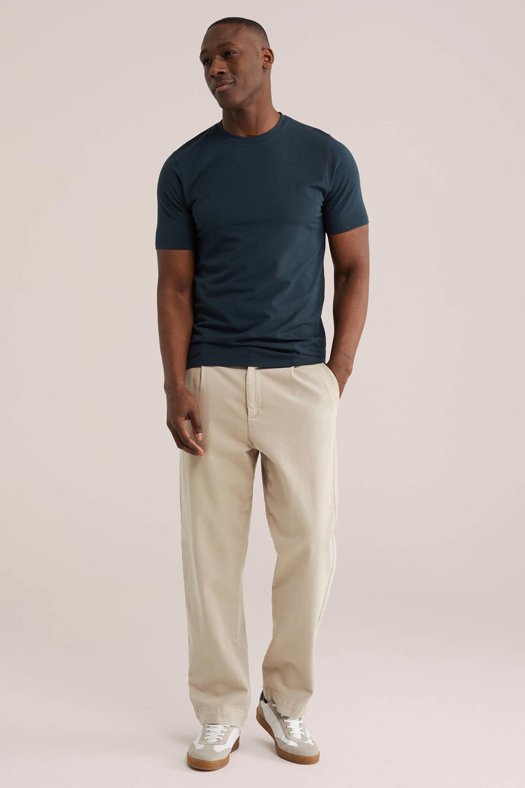Donkergroene heren WE Fashion slim T-shirt van katoen met effen, korte mouwen en ronde hals