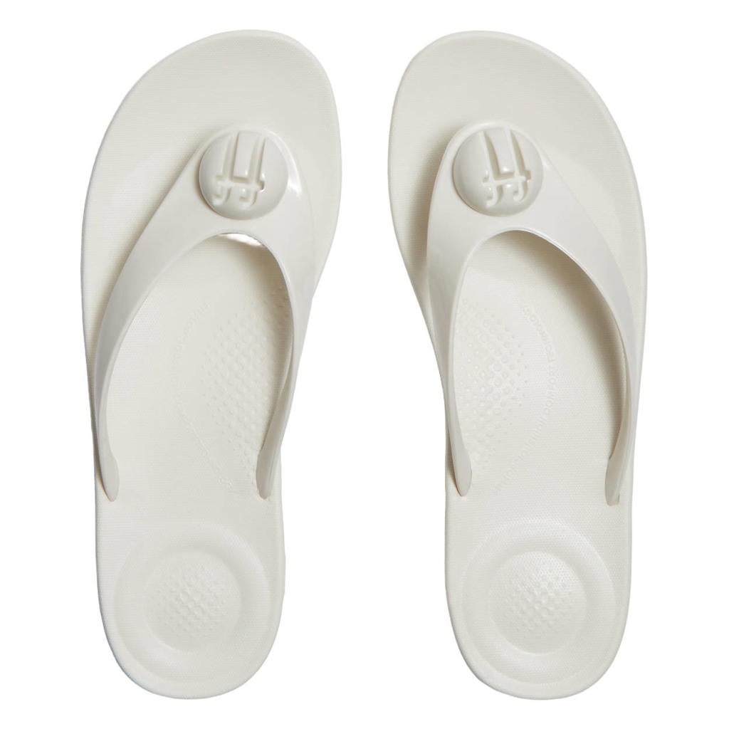 Ecru dames FitFlop TM Iqushion Glossy Button teenslippers met sleehak van rubber