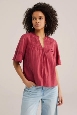 blousetop rood broderie