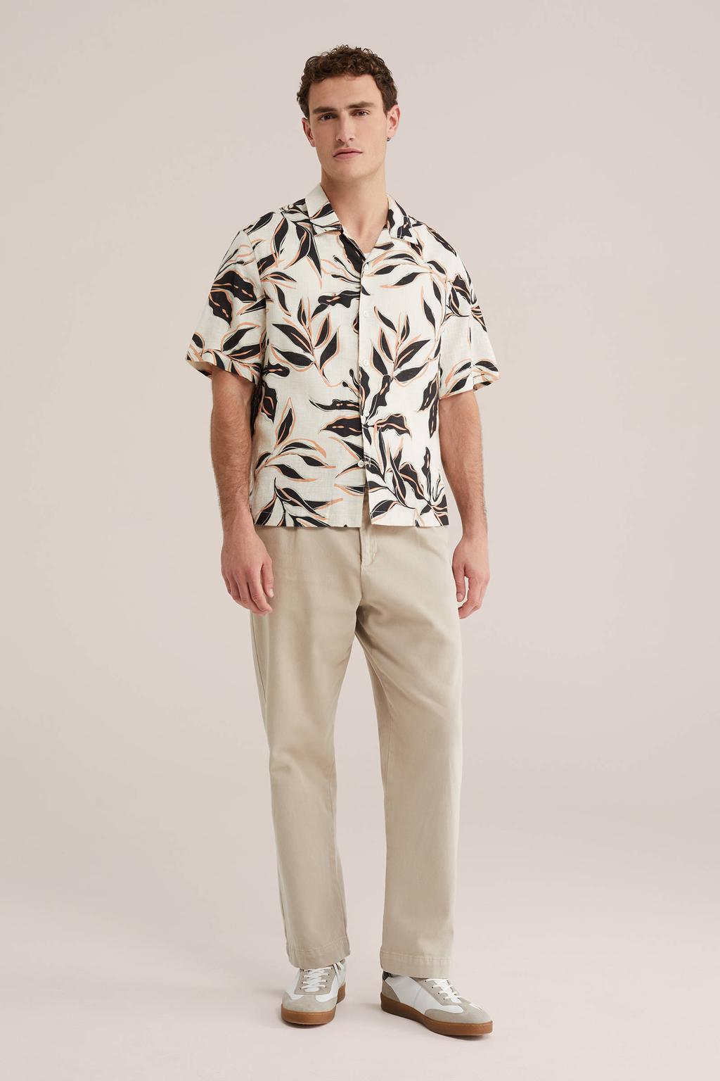 Beige heren WE Fashion relaxed casual overhemd van katoen met korte mouwen, klassieke kraag en knoopsluiting