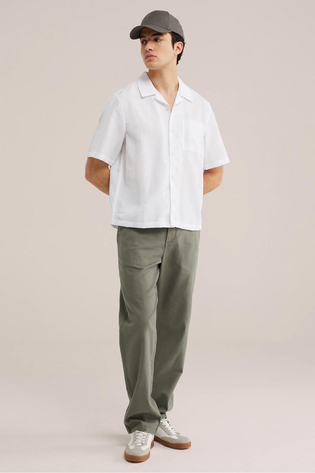 Ecru heren WE Fashion relaxed gestreept casual overhemd van katoen met korte mouwen, klassieke kraag en knoopsluiting