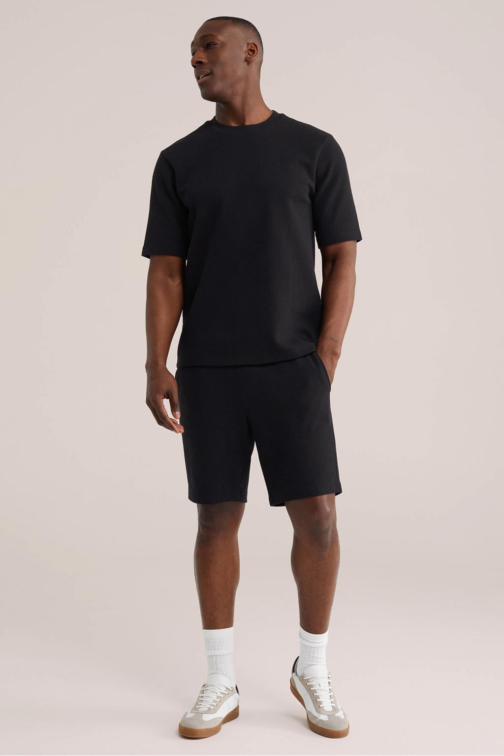 WE Fashion relaxed T-shirt zwart