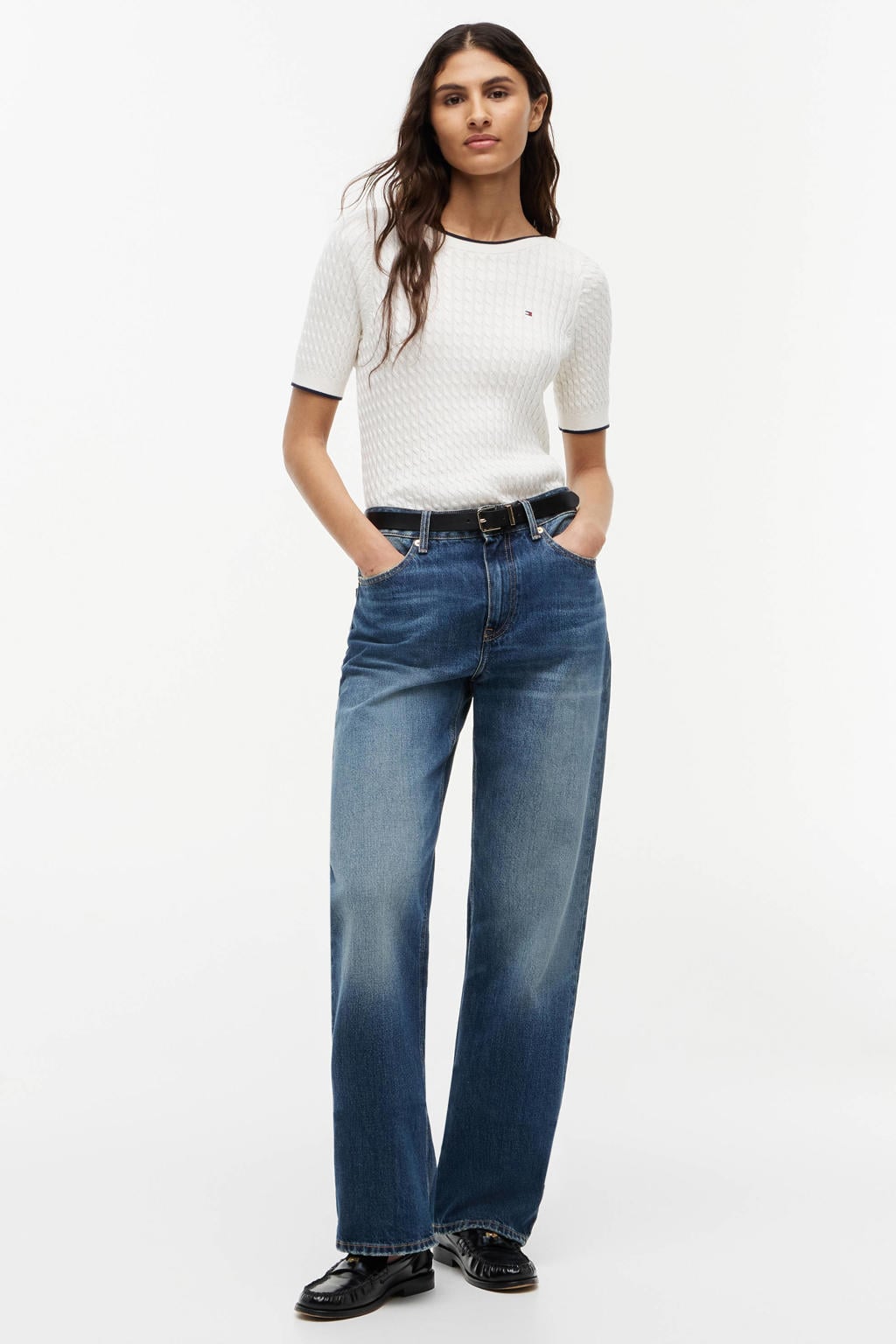 Wit, donkerblauw en rode dames Tommy Hilfiger top met logo dessin, korte mouwen en ronde hals