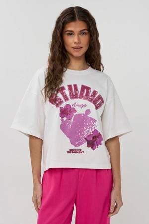 T-shirt wit