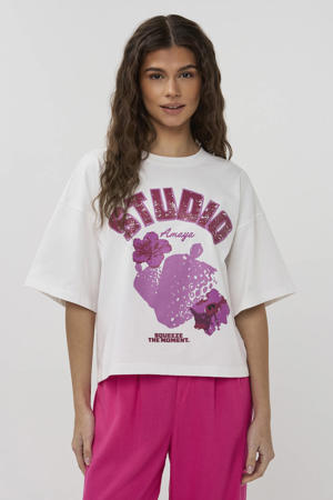 T-shirt wit