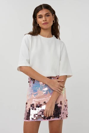 T-shirt wit
