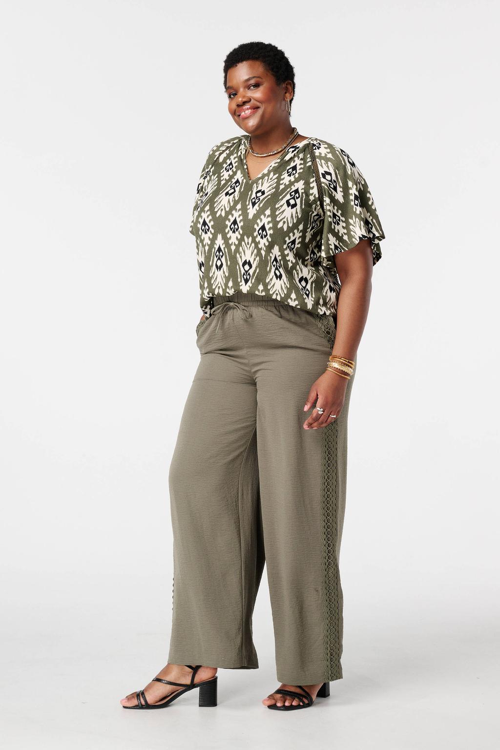 Kakikleurige dames MS Mode gebloemd T-shirt van polyester met korte mouwen en V-hals