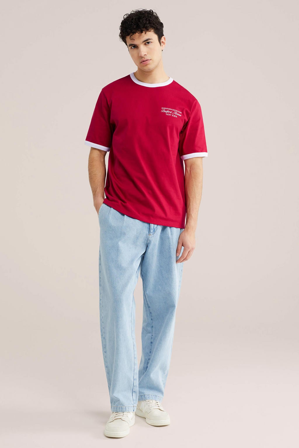 Rode heren WE Fashion relaxed T-shirt van katoen met printopdruk, korte mouwen en ronde hals