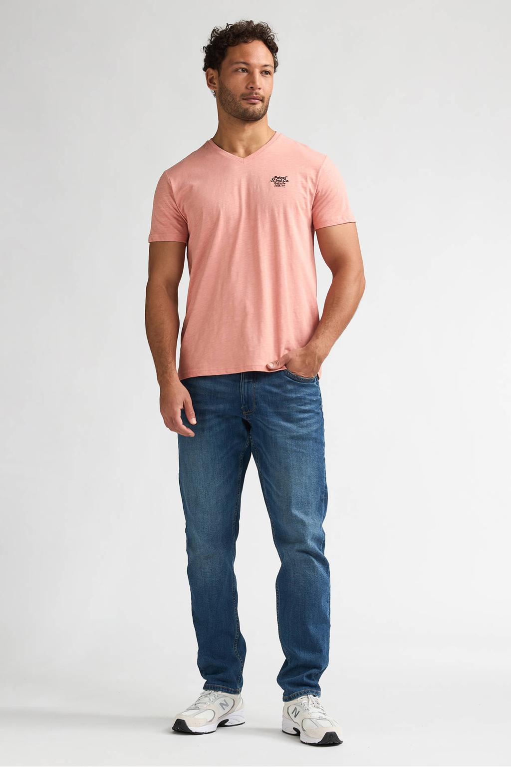Roze heren Petrol Industries regular T-shirt van katoen met melée print, korte mouwen en V-hals