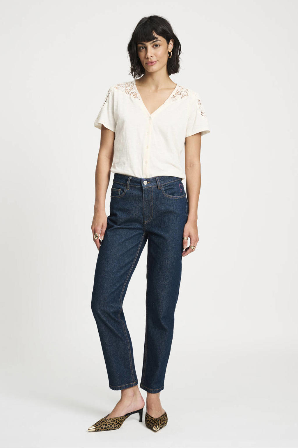 Dark blue denim dames POM Amsterdam tapered jeans dark blue van denim met rits- en knoopsluiting en effen