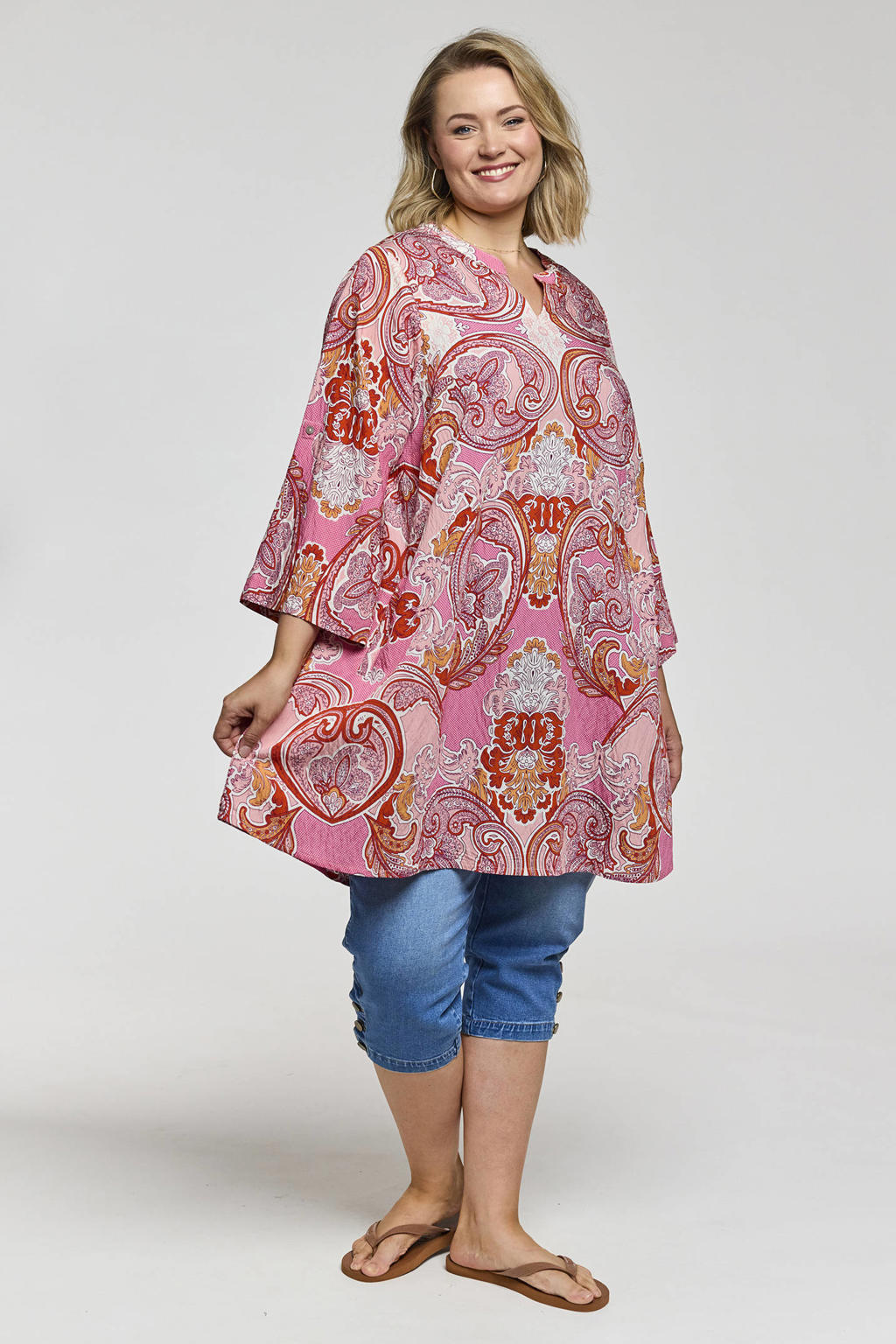 Roze, rood en witte dames Gozzip tuniek print van viscose met paisley print, driekwart mouwen en V-hals