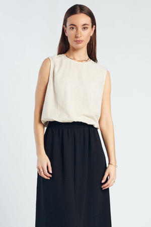 top beige