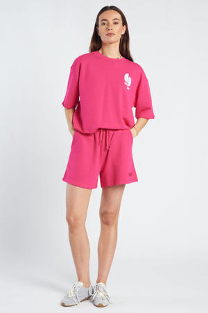 regular waist casual short fuchsia
