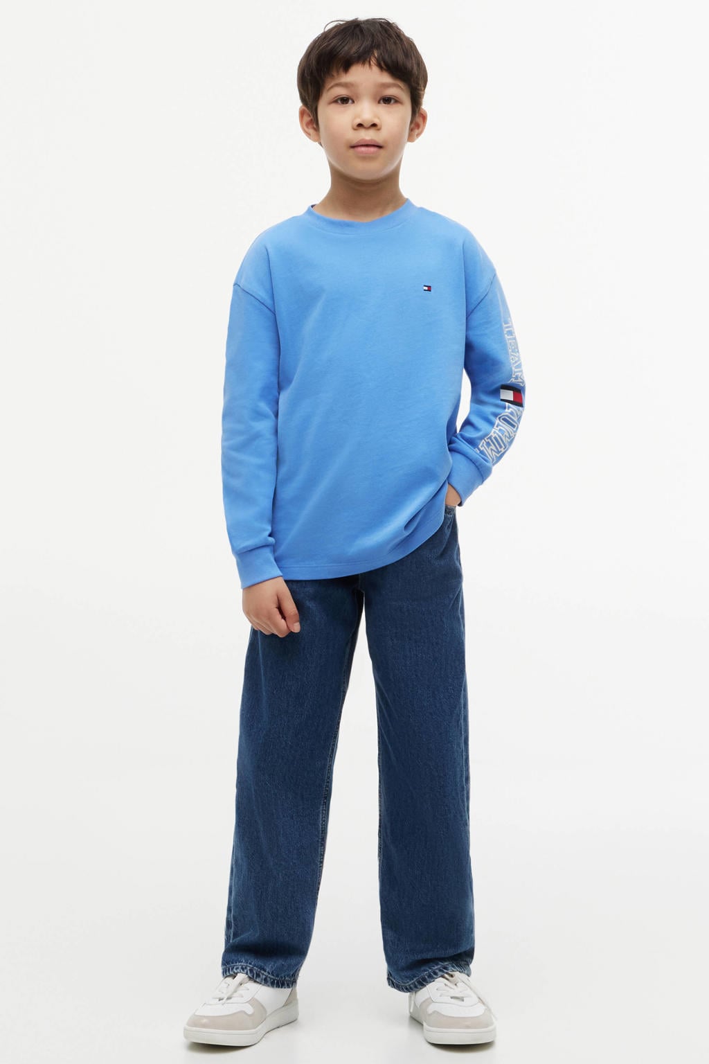 Blauwe jongens Tommy Hilfiger longsleeve van katoen met tekst print, lange mouwen, ronde hals en geribde boorden