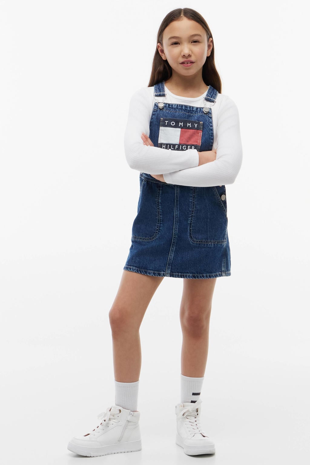 Medium blue denim meisjes Tommy Hilfiger spijkerjurk van denim met logo dessin, vierkante hals en knoopsluiting