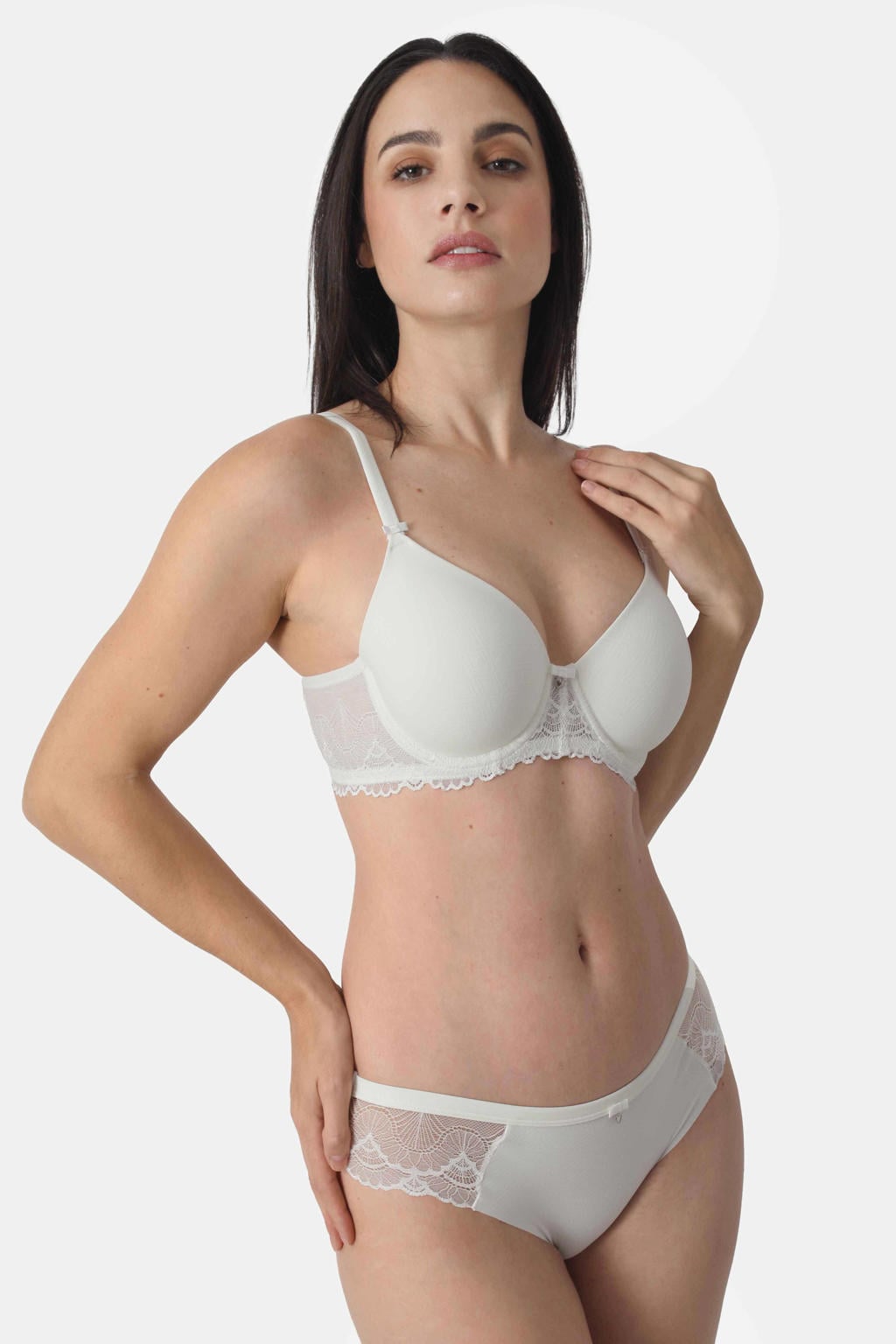 Sassa Mode voorgevormde T-shirt-bh met beugel - gebroken wit