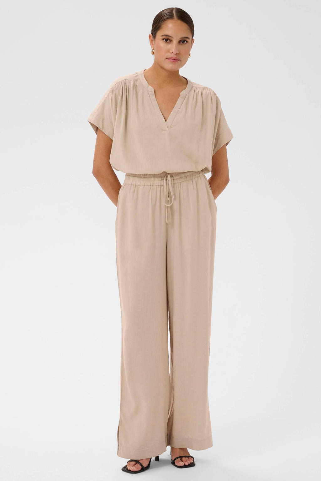 Beige dames Kaffe high waist casual broek van viscose met loose fit, elastische tailleband met koord en effen