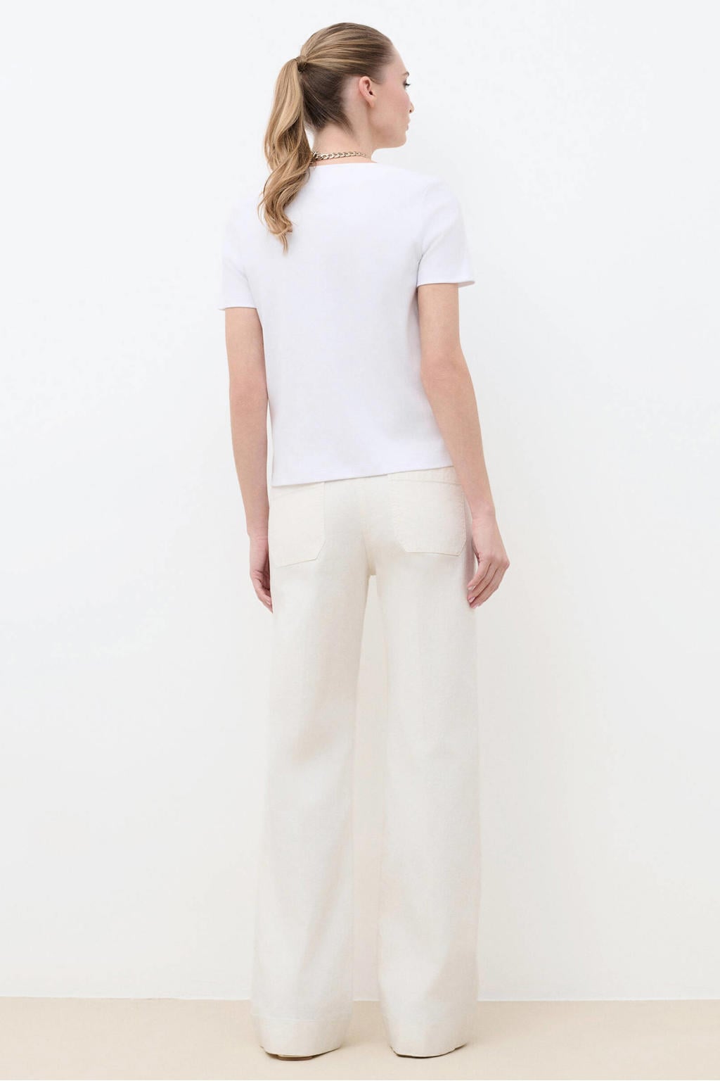 Witte dames Caroll top met effen, korte mouwen en boothals
