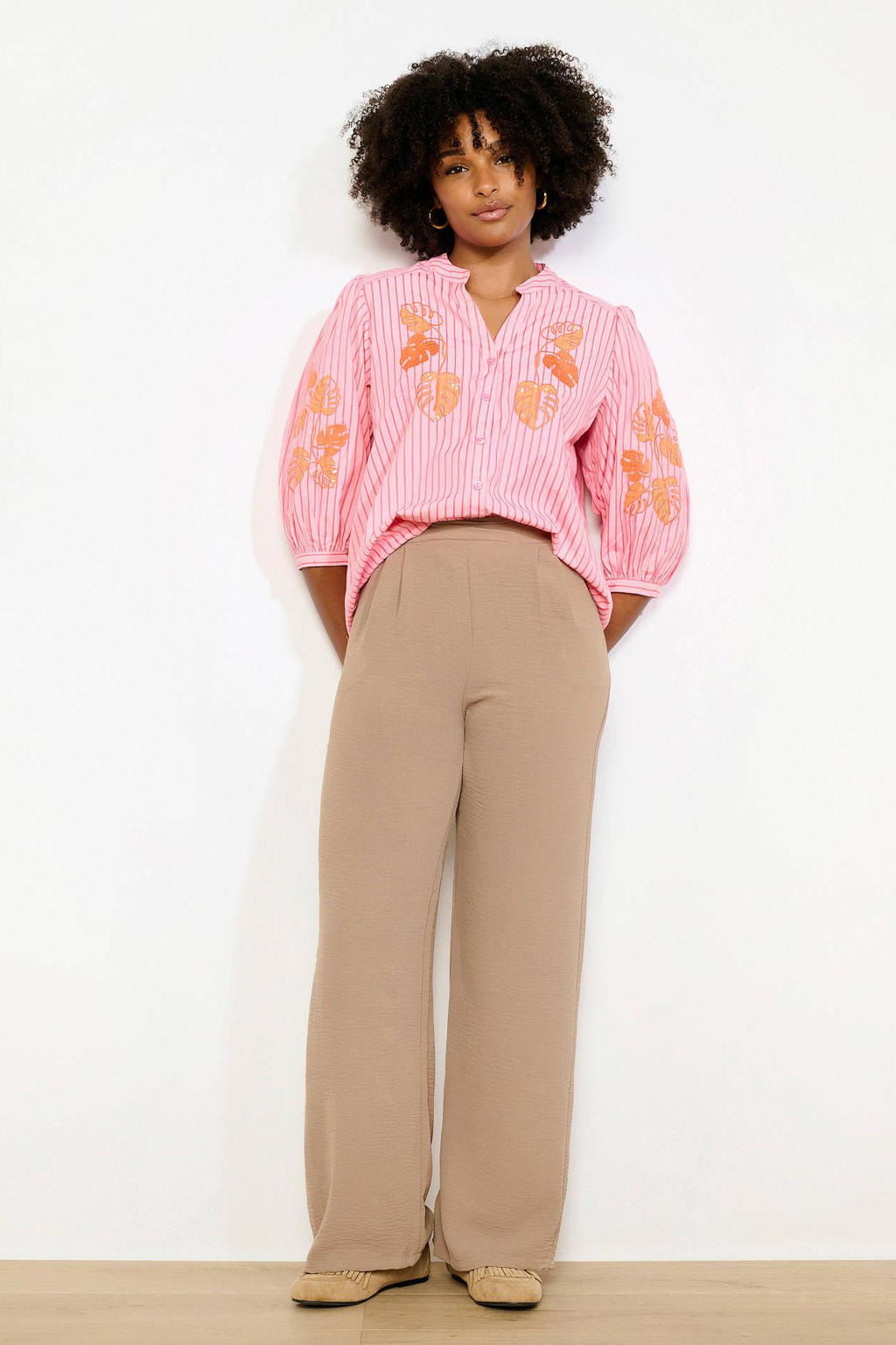Beige dames straight high waist casual broek van polyester met elastische tailleband en effen