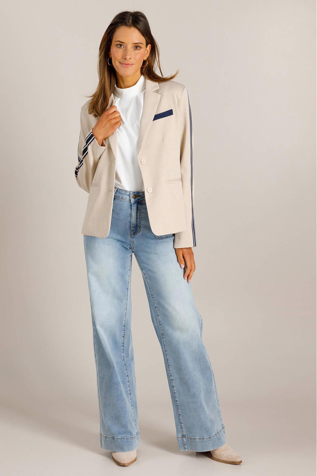 Witte dames Ivy Beau top van polyamide met effen, col en haaksluiting