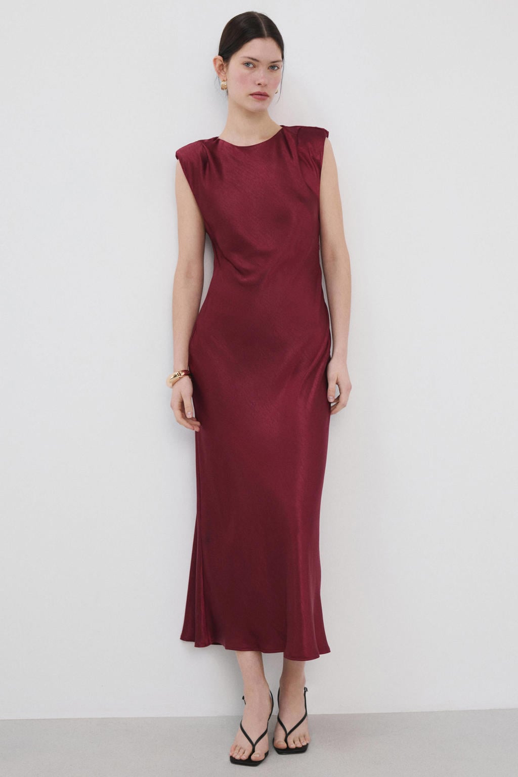 Donkerrode dames Mango satijnen midi jurk van polyester met effen, ronde hals, rits- en knoopsluiting en glimmend detail