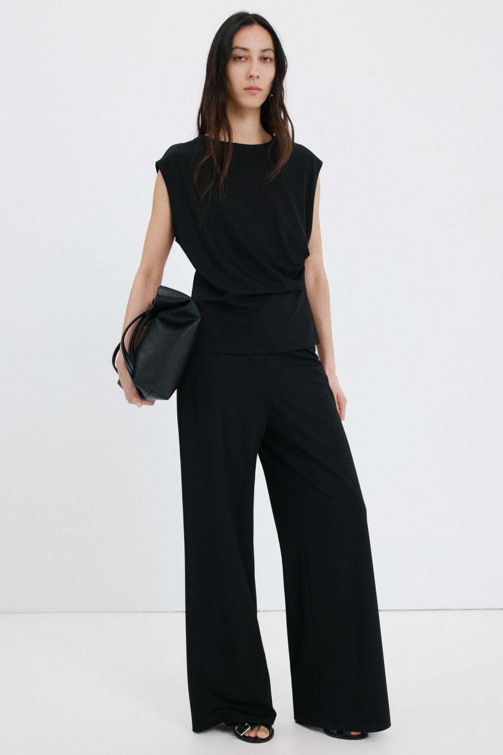 Zwarte dames Mango straight high waist casual broek van viscose met elastische tailleband en effen