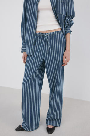 Jeans met strepen gestreepte straight leg jeans met krijtstreep medium blue denim