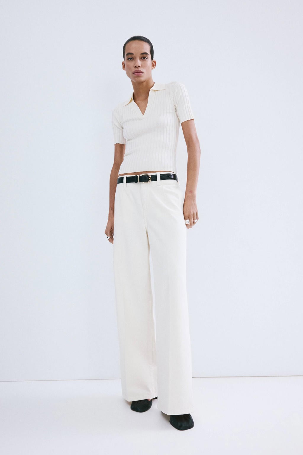 Ecru dames Mango fijn gebreide top van viscose met effen, driekwart mouwen en polo kraag