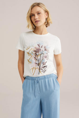 T-shirt wit