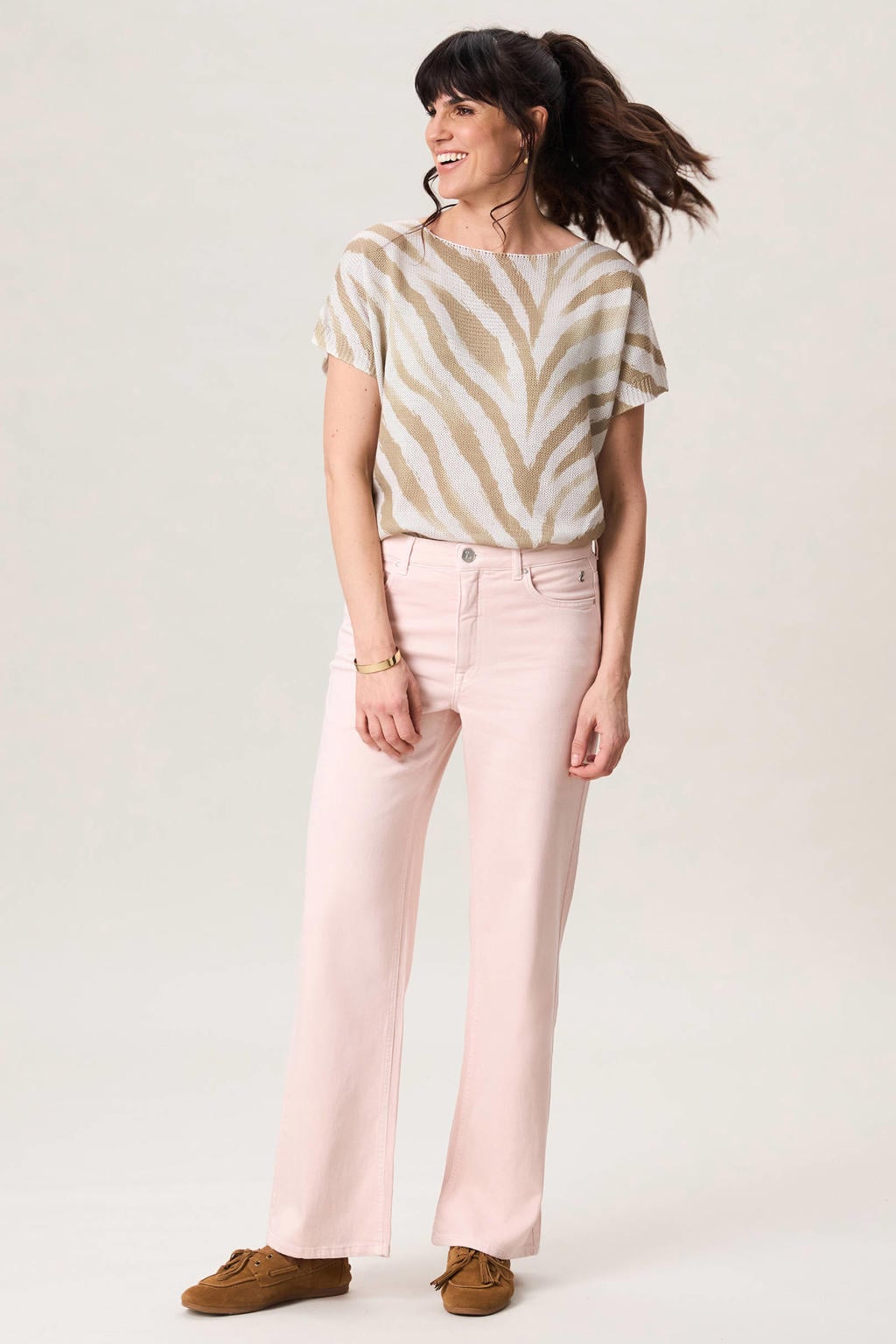 Zandkleurige dames Miss Etam top van acryl met bladprint, korte mouwen en boothals