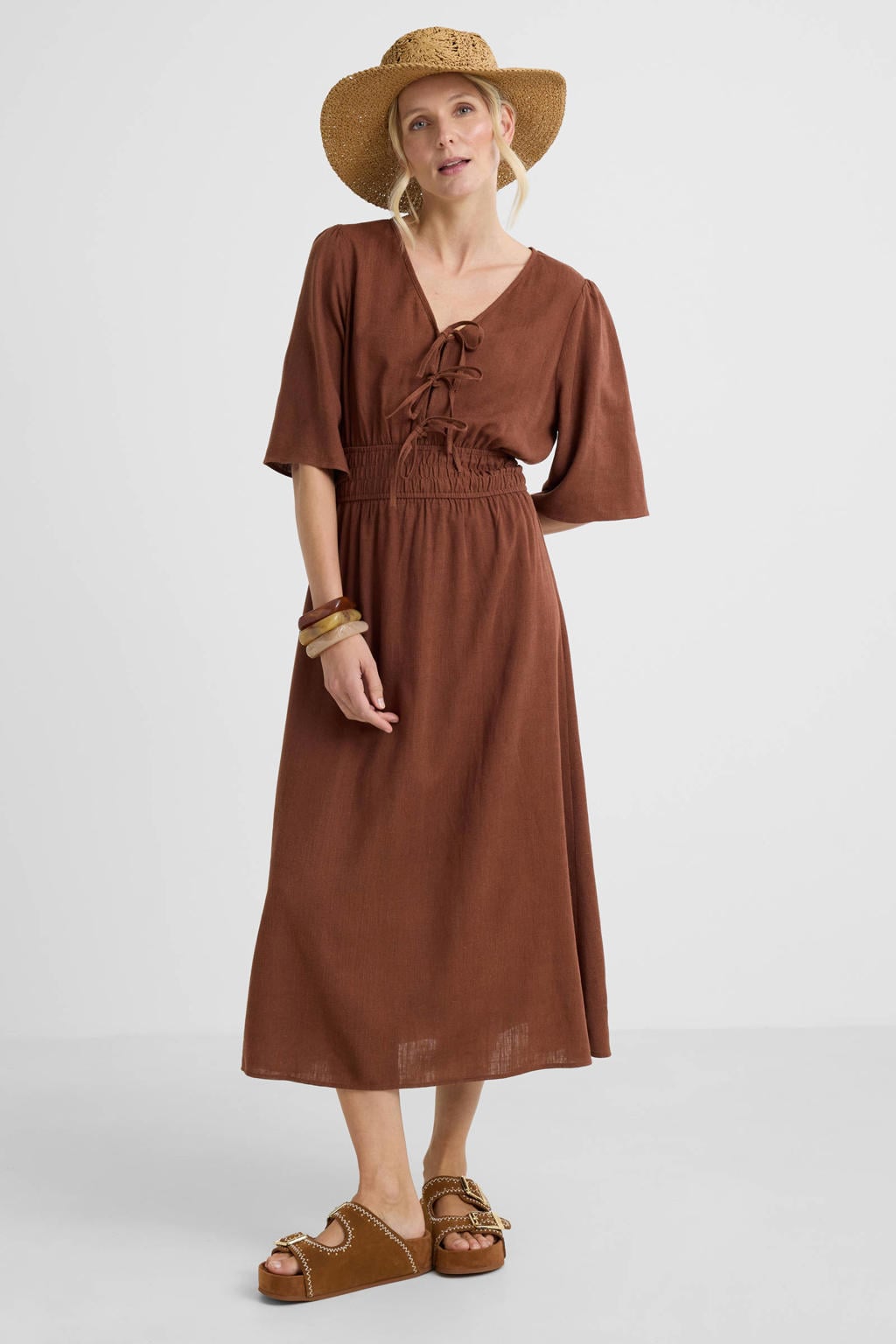 Bruine dames Smashed Lemon midi zomerjurk van rayon met effen, half lange mouwen, V-hals en smockwerk