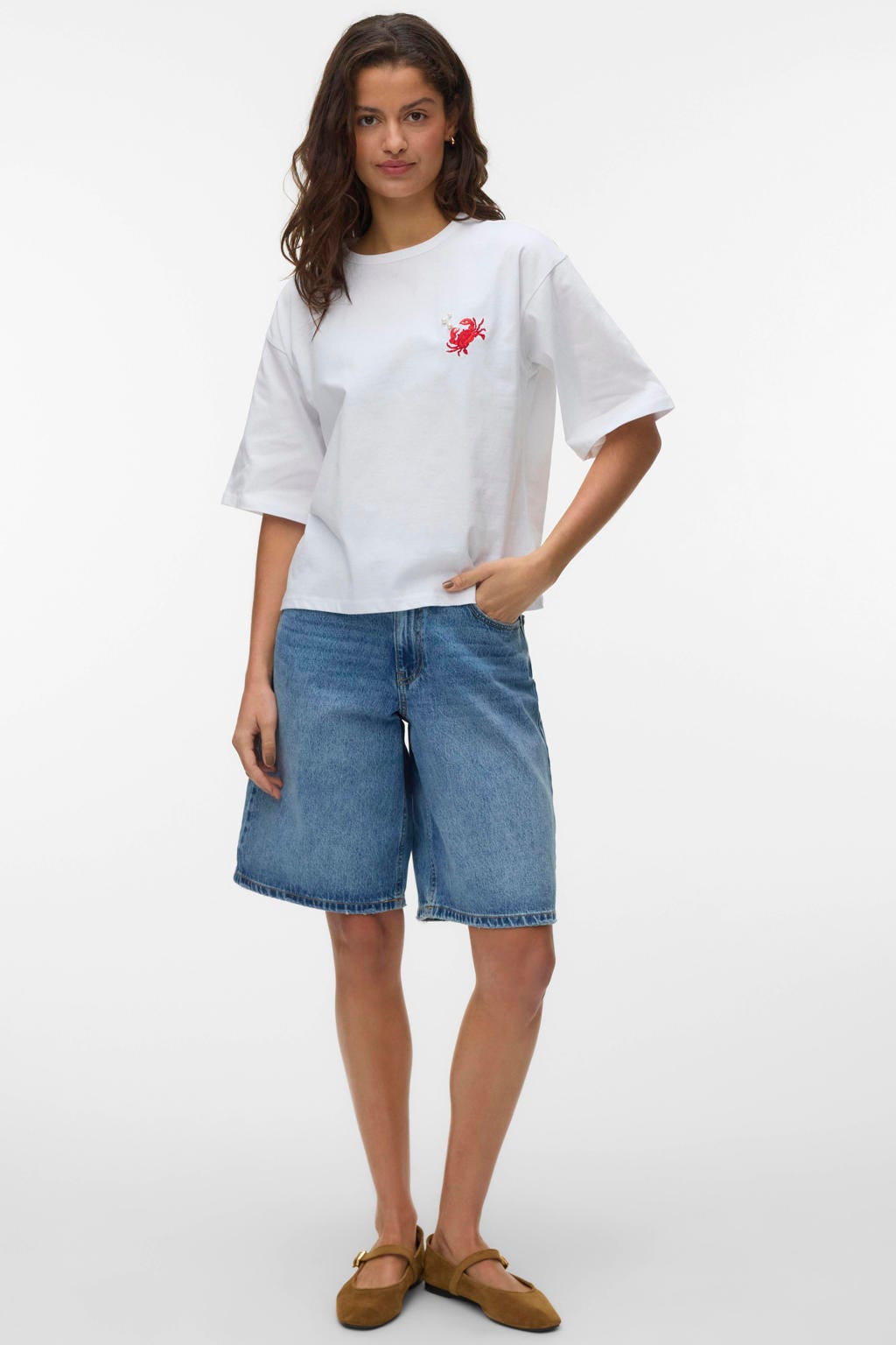 Wit en rode dames VERO MODA T-shirt van katoen met printopdruk, korte mouwen, ronde hals en borduursels