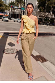 thumbnail: Shoeby Studio peplum top lichtgeel
