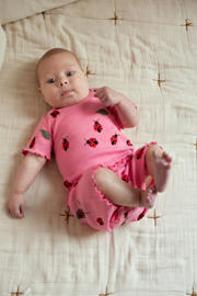 thumbnail: Feetje shortama Lily Ladybug roze/rood
