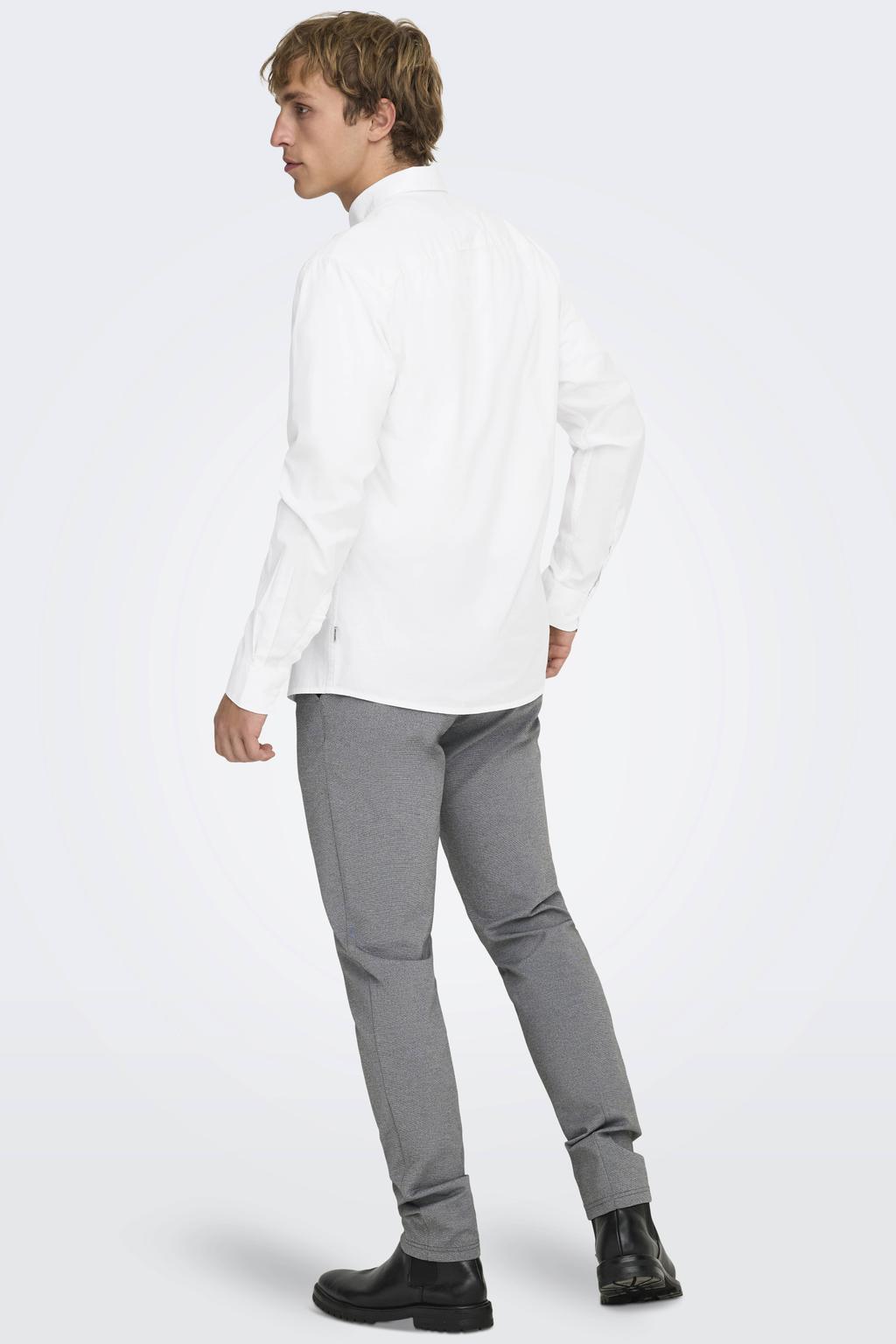 Witte heren ONLY & SONS slim zakelijk overhemd van katoen met effen, lange mouwen en klassieke kraag