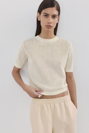 top beige