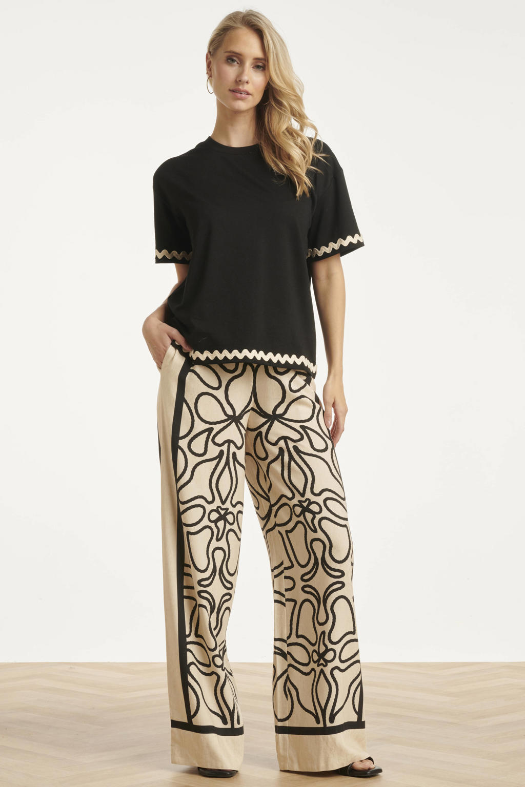 Ecru en zwarte dames Smashed Lemon wide leg gebloemde broek van rayon met high waist