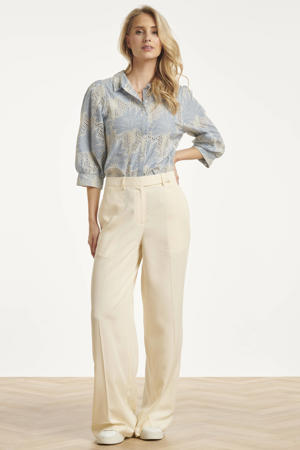 gebloemde broderie blouse - lichtblauw