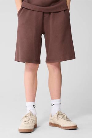 regular waist sweatshort donkerbruin met textuur