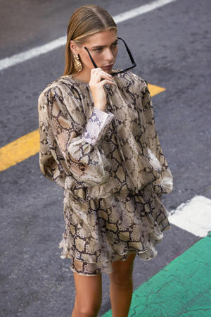 korte jurk beige