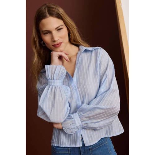 LOLALIZA gestreepte blouse met krijtstreep lichtblauw afbeelding