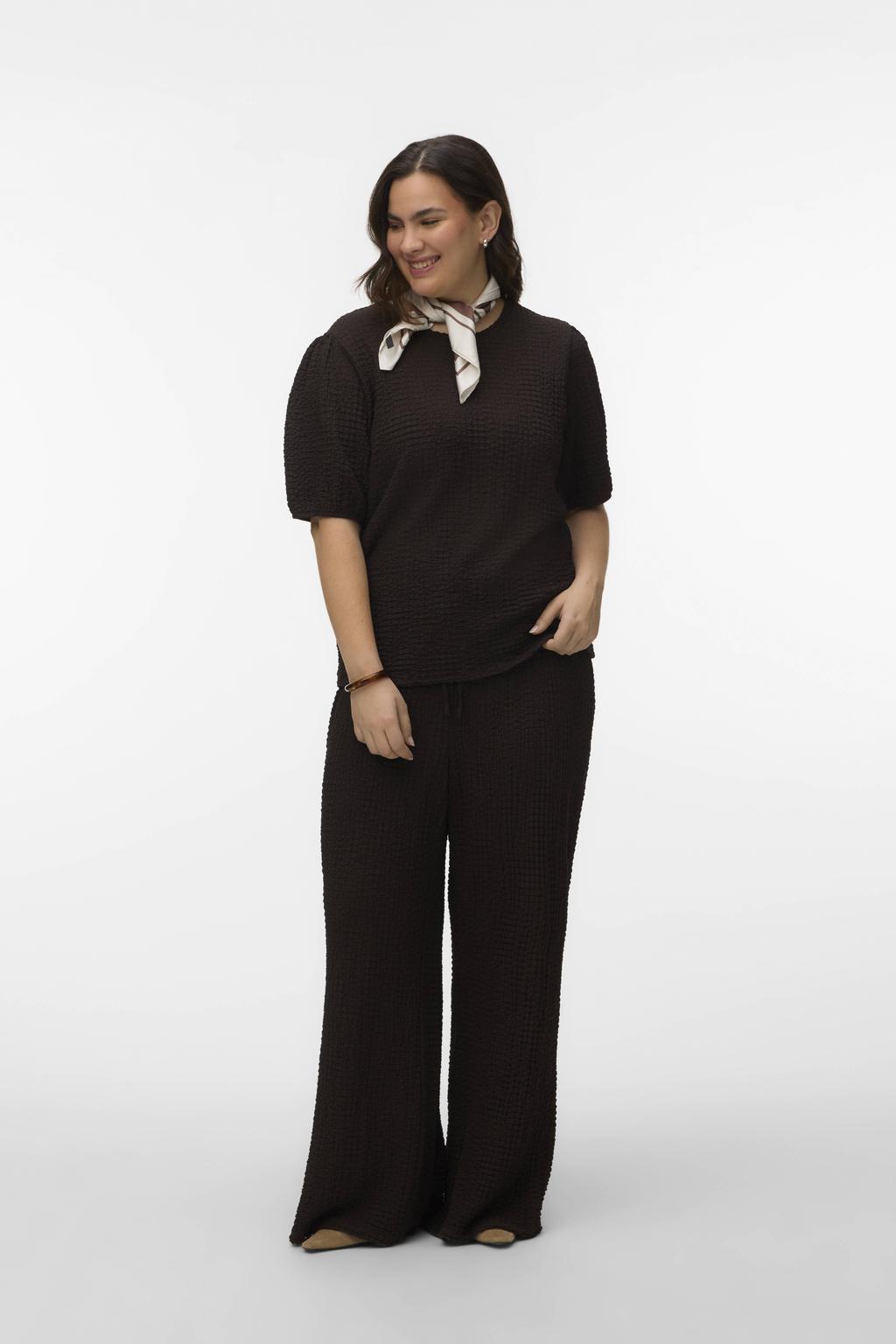 Donkerblauwe dames VERO MODA CURVE top van polyester met effen, korte mouwen en ronde hals