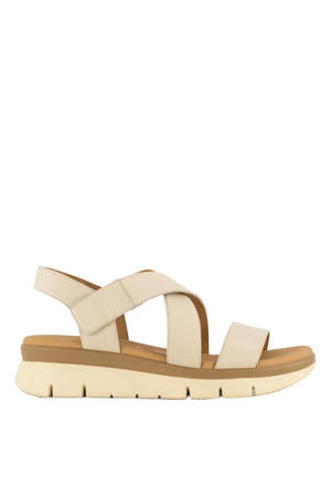 sandalen ecru