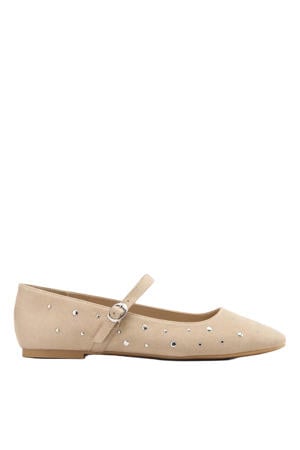 ballerina's beige