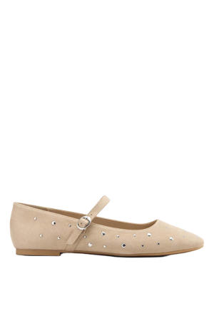ballerina's beige