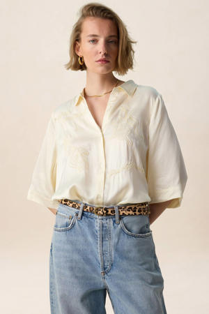 blouse ecru