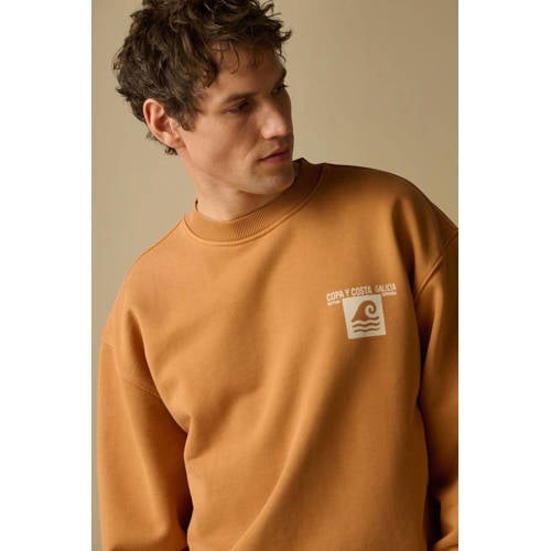 Sissy-Boy sweater met backprint bruin afbeelding