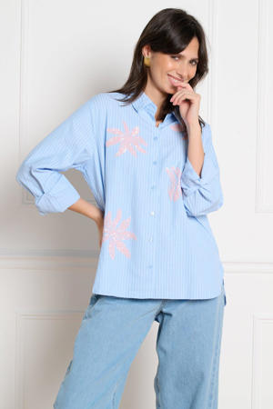gestreepte blouse lichtblauw met pailletten