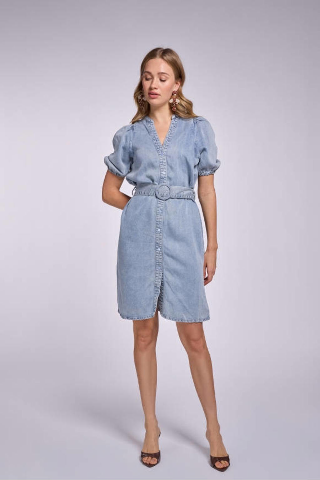 Light blue denim dames Freebird korte jurk van denim met effen, korte mouwen, V-hals en knoopsluiting