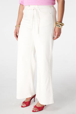 wide leg jeans wit